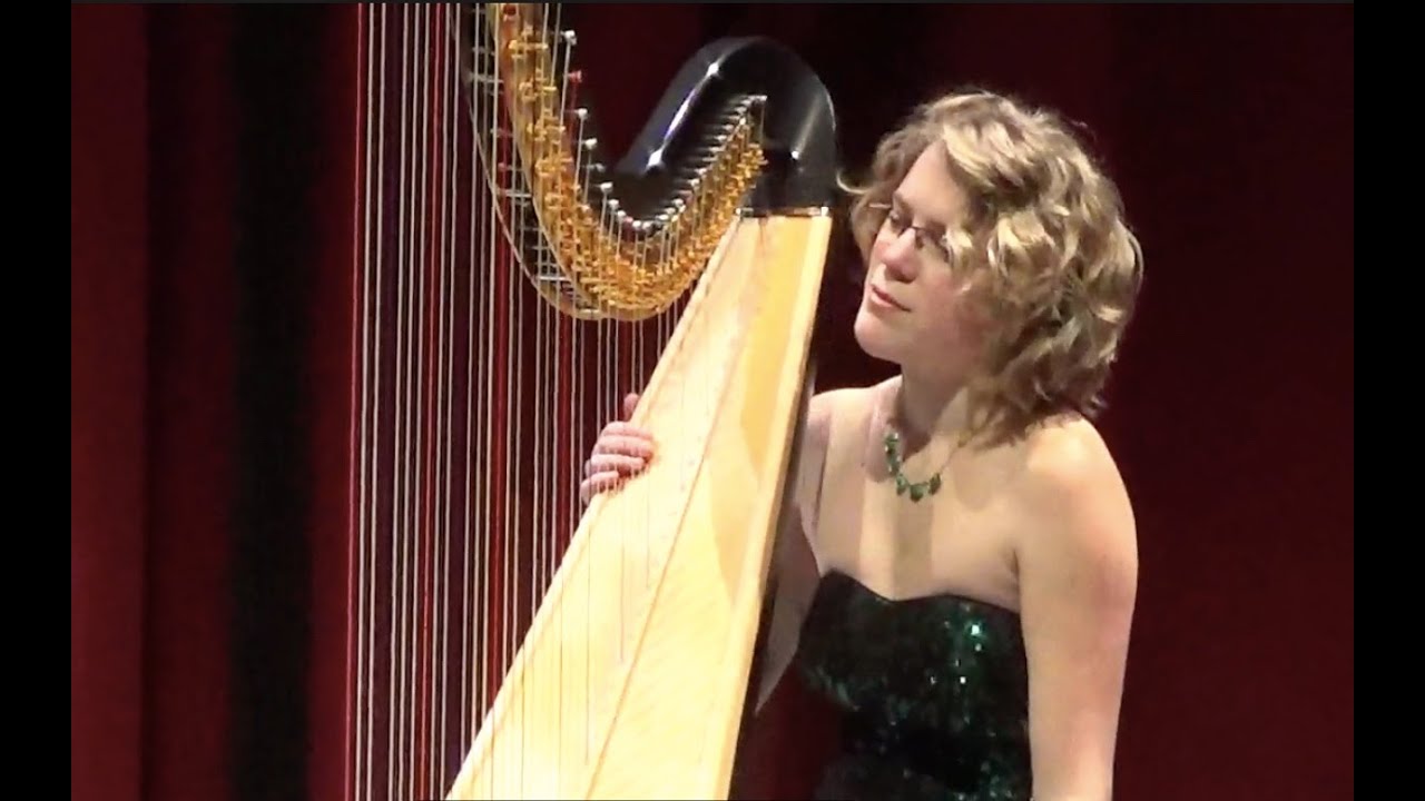 Agnès Clément plays Britten LIVE