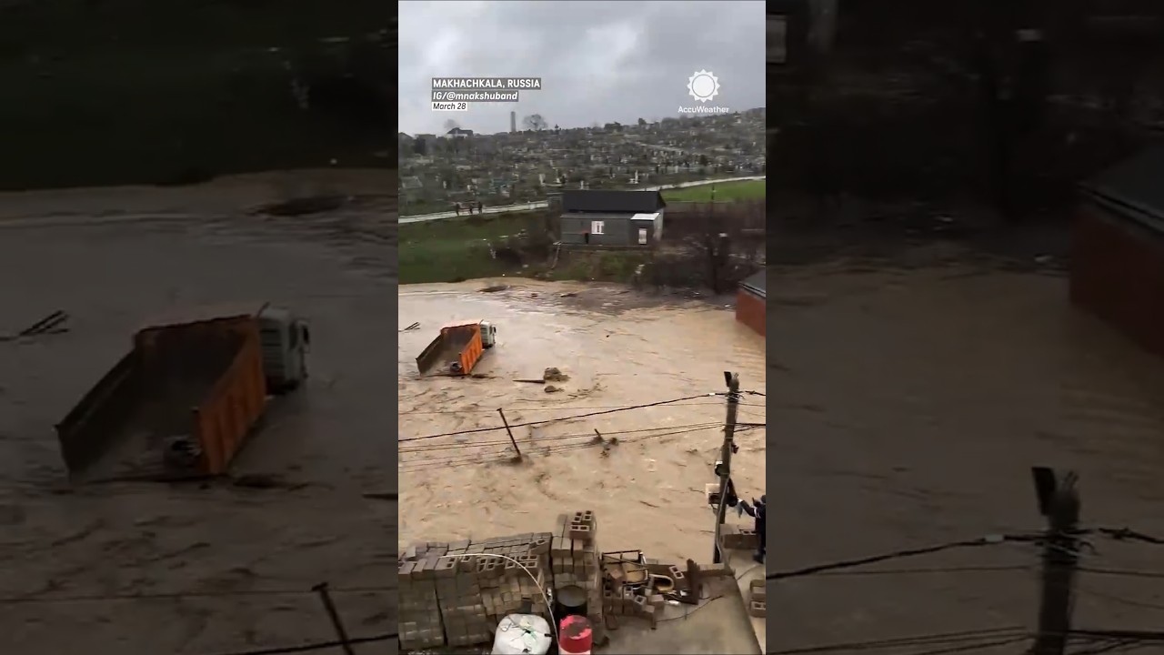 Russia's Worst Flooding Caught on Camera