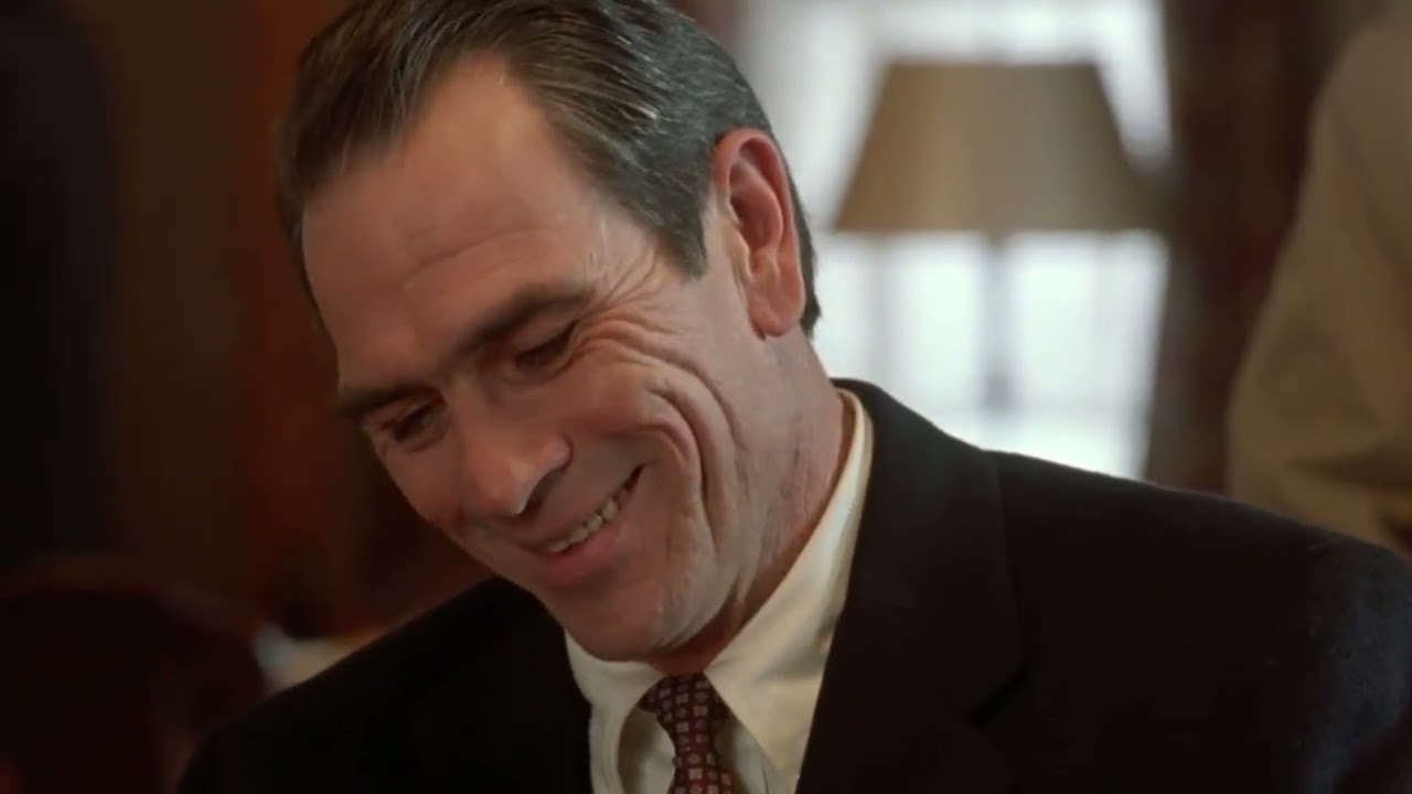 The Fugitive (1993) Gerard questions Sykes