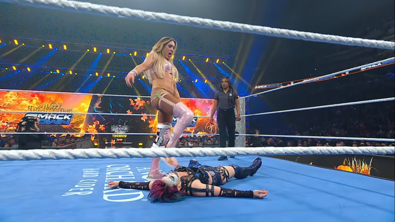 Charlotte Flair Vs Asuka - WWE SmackDown 28 de Noviembre 2025 Español Latino
