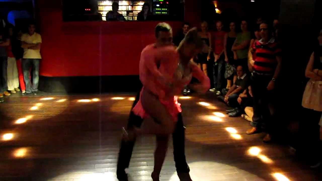 Noches de Salsa en Asklepios ~ María Garrido & David Martín