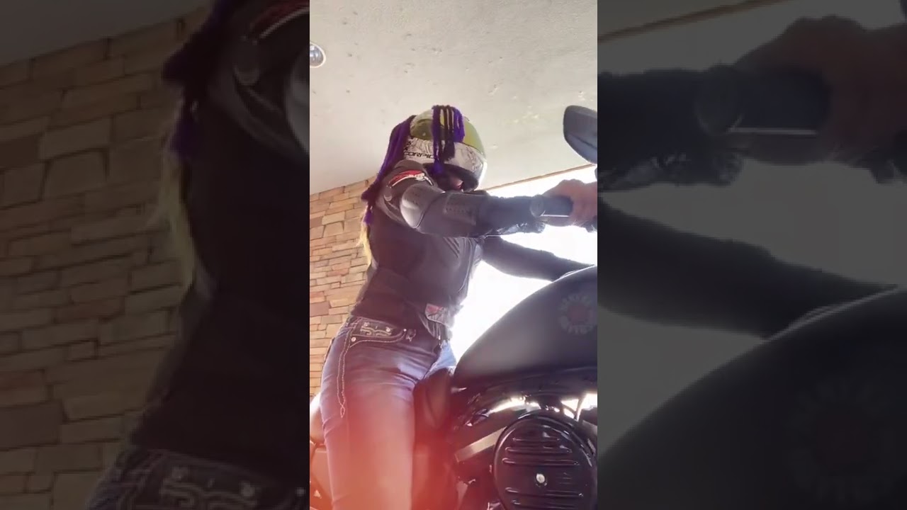 #vibrations #fypシ #bikerchick #girlsthatride #mytoy #girltoys #foryoupage #badass #harleydavi...