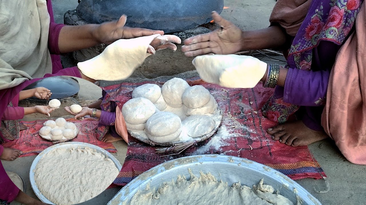 Homemade samosa patti and roll patti re روٹی کے پیڑے روٹی ہاتھ پے بنانے کا طریقہ