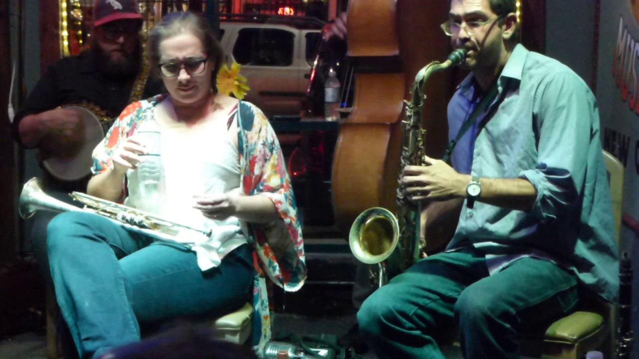 Berton and Kessel's 'Sobbin' Blues' played by The Shotgun Jazz Band.