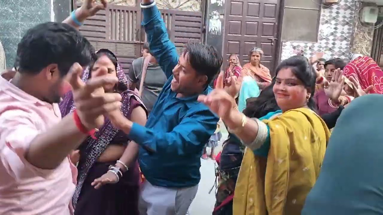 Aaj hm gye hai aapni choti di ke ghar 😊