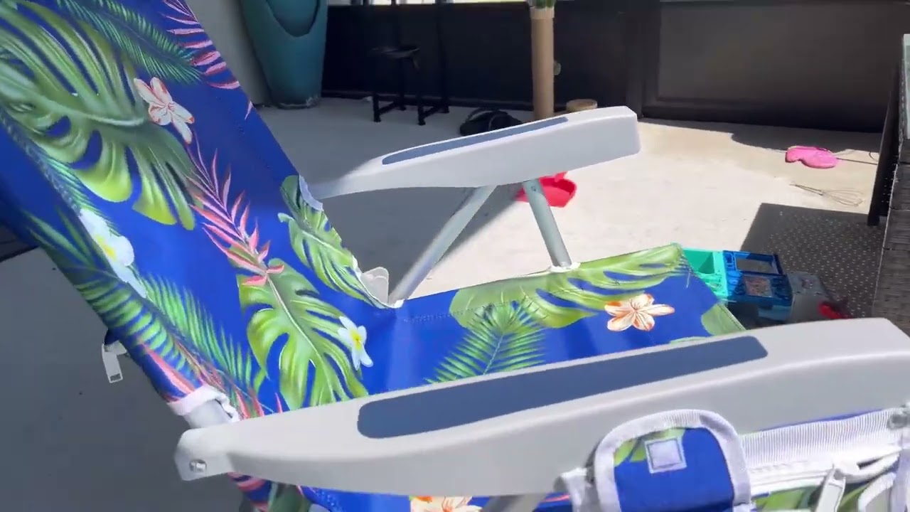 SUNNYFEEL Low Beach Chairs for Adults &ndash; 5 Position Lay Flat, Portable Folding Backpack Beach Chair