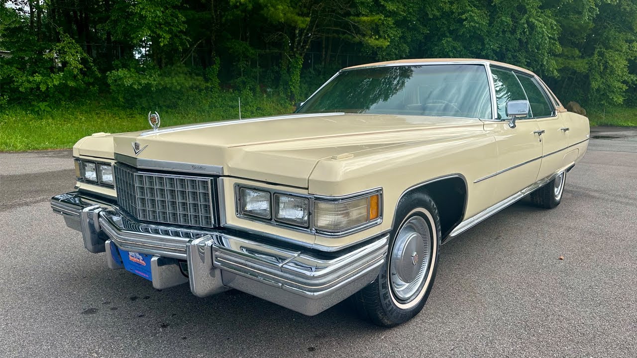 1976 Cadillac Sedan DeVille