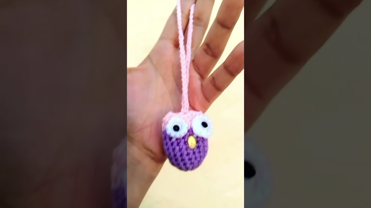 A mini day a mini owl.