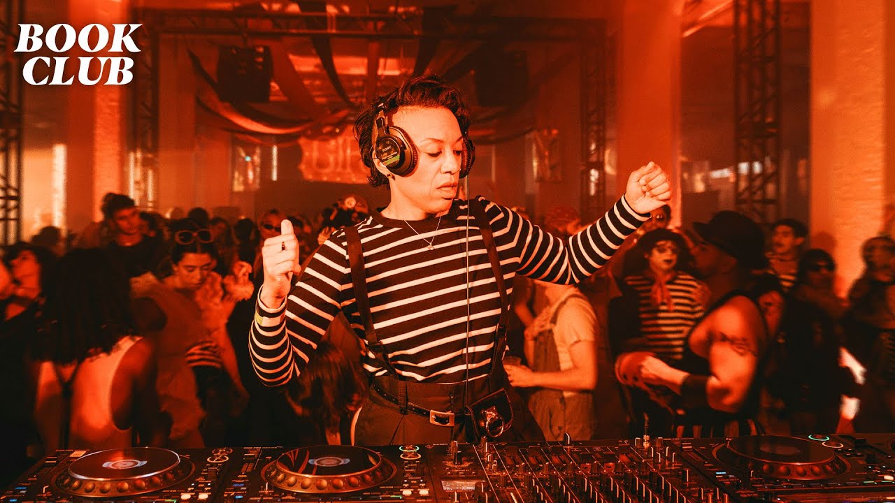 Classic House & Hi-Energy Mix in a Circus | Rimarkable