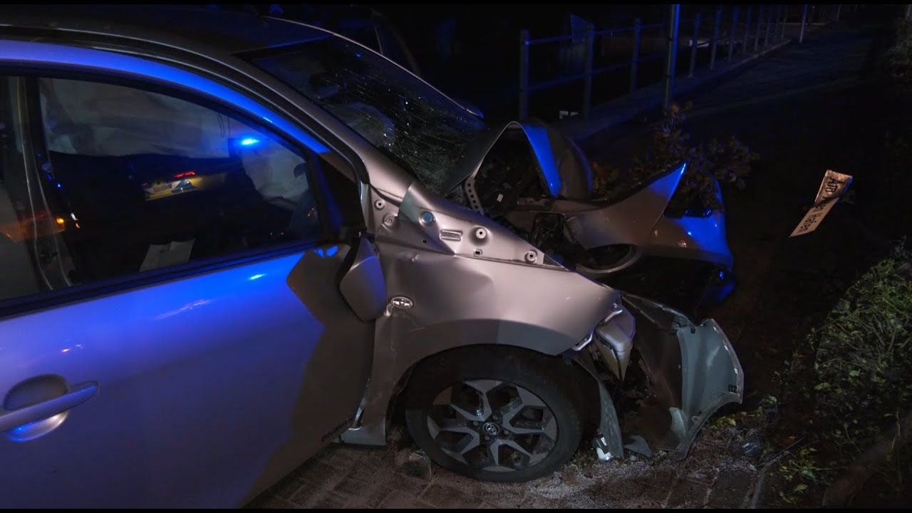 VERFOLGUNGSJAGT MIT DER POLIZEI ENDET IN SCHWEREM UNFALL - FAHRER HATTE 1,7 PROMILLE IM BLUT