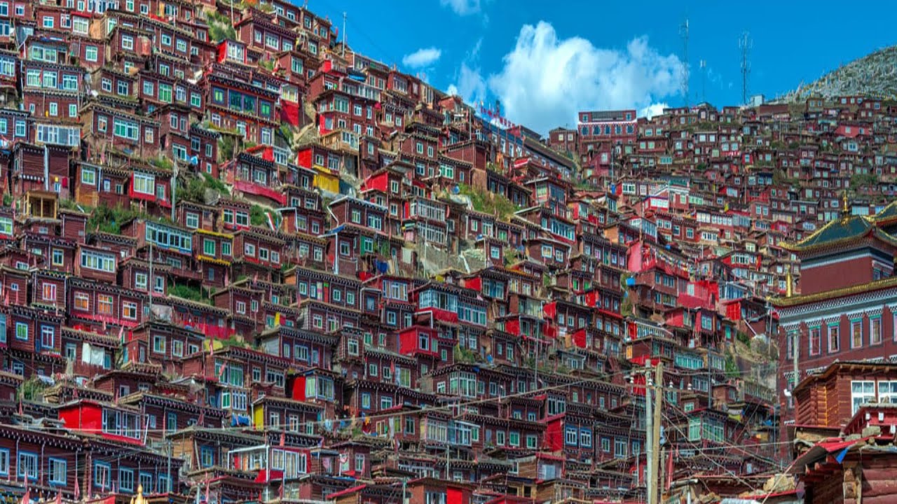 Il Est Impossible De Le Croire, Mais Des Gens Vivent Réellement Dans Ces Maisons