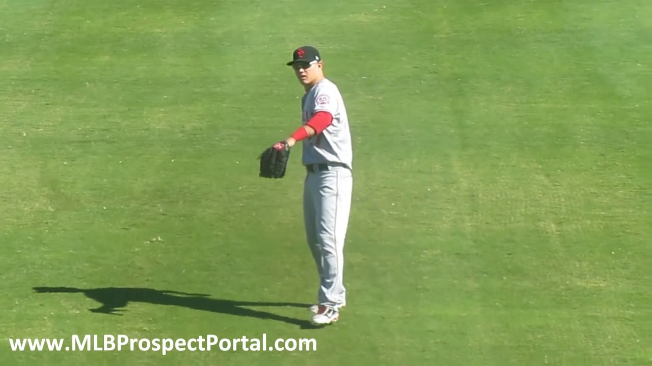 Mike Trout throwing in the outfield - Arizona Fall League - Scottsdale Scorpions