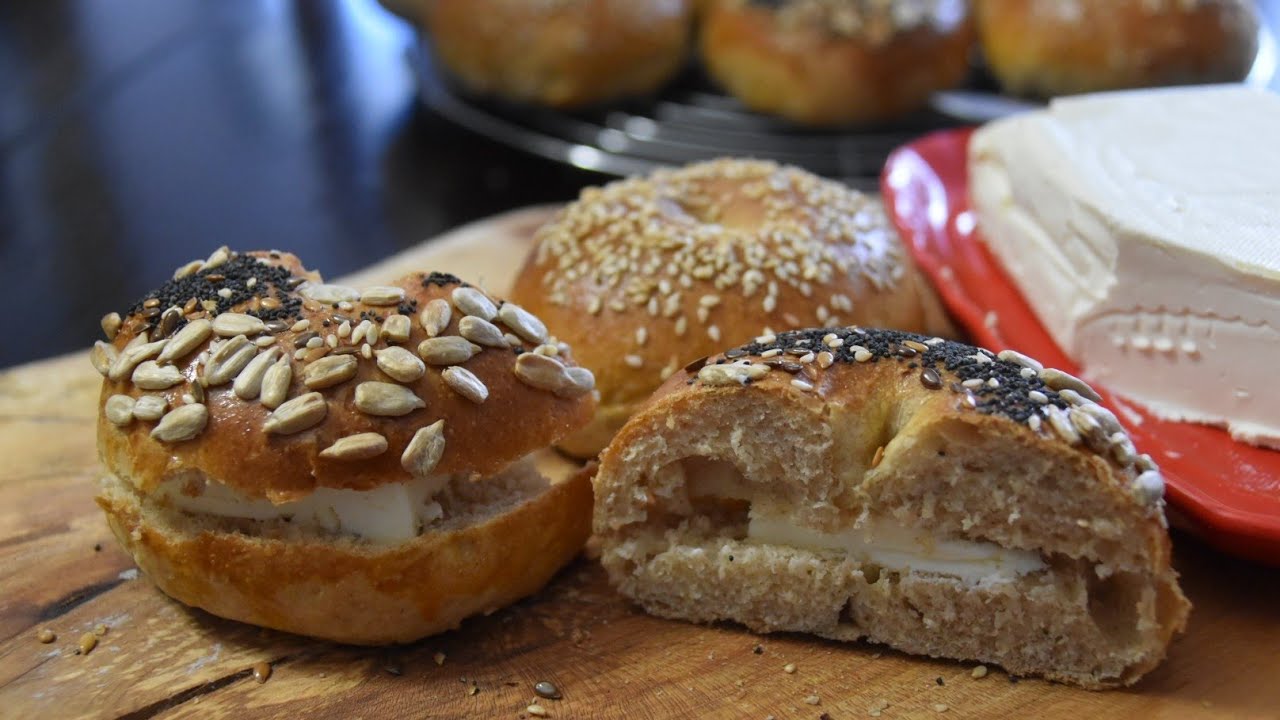 Multigrain Bagels / Pan Jud&iacute;o con Semillas
