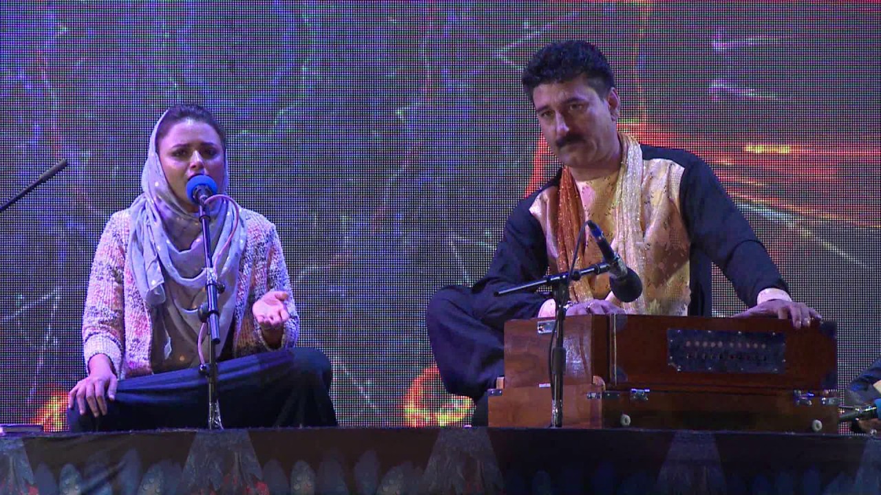 Shaheen Salmani  - Jabsi Toni Mujhe Dewana Bana Raka Hai