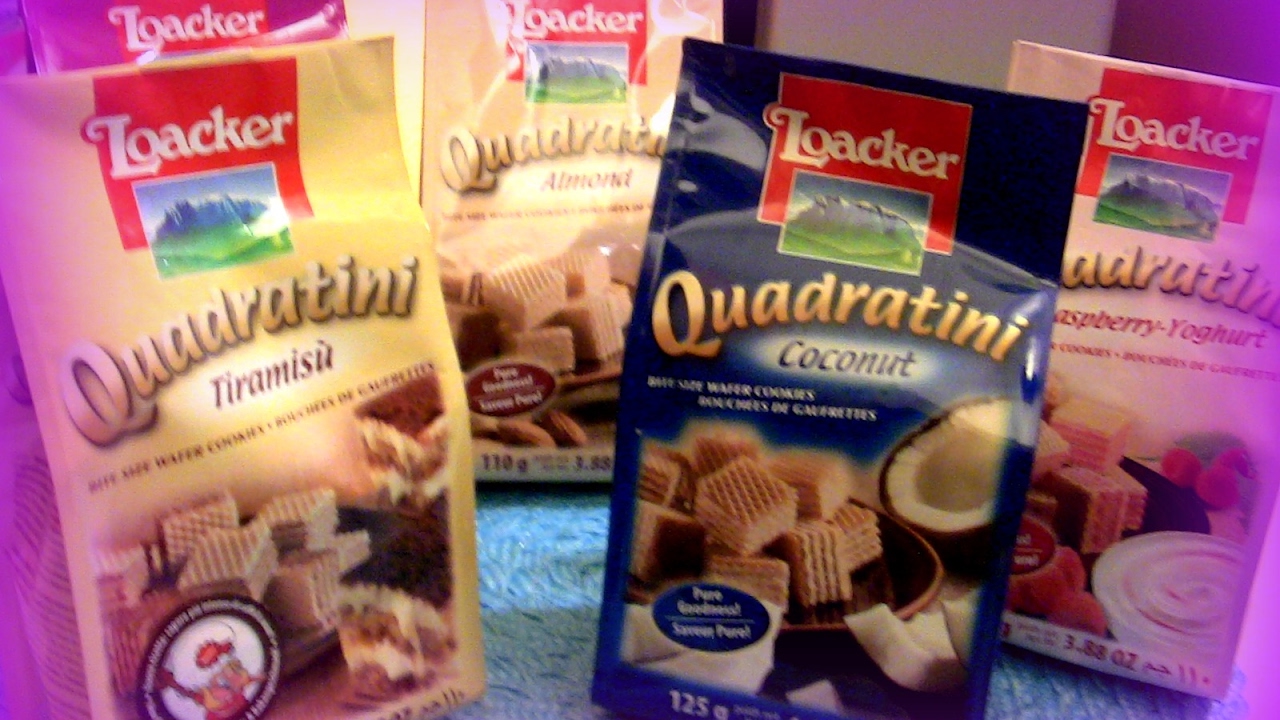 🎧ASMR : Quadratini Loacker🍫 🍓assaggini 