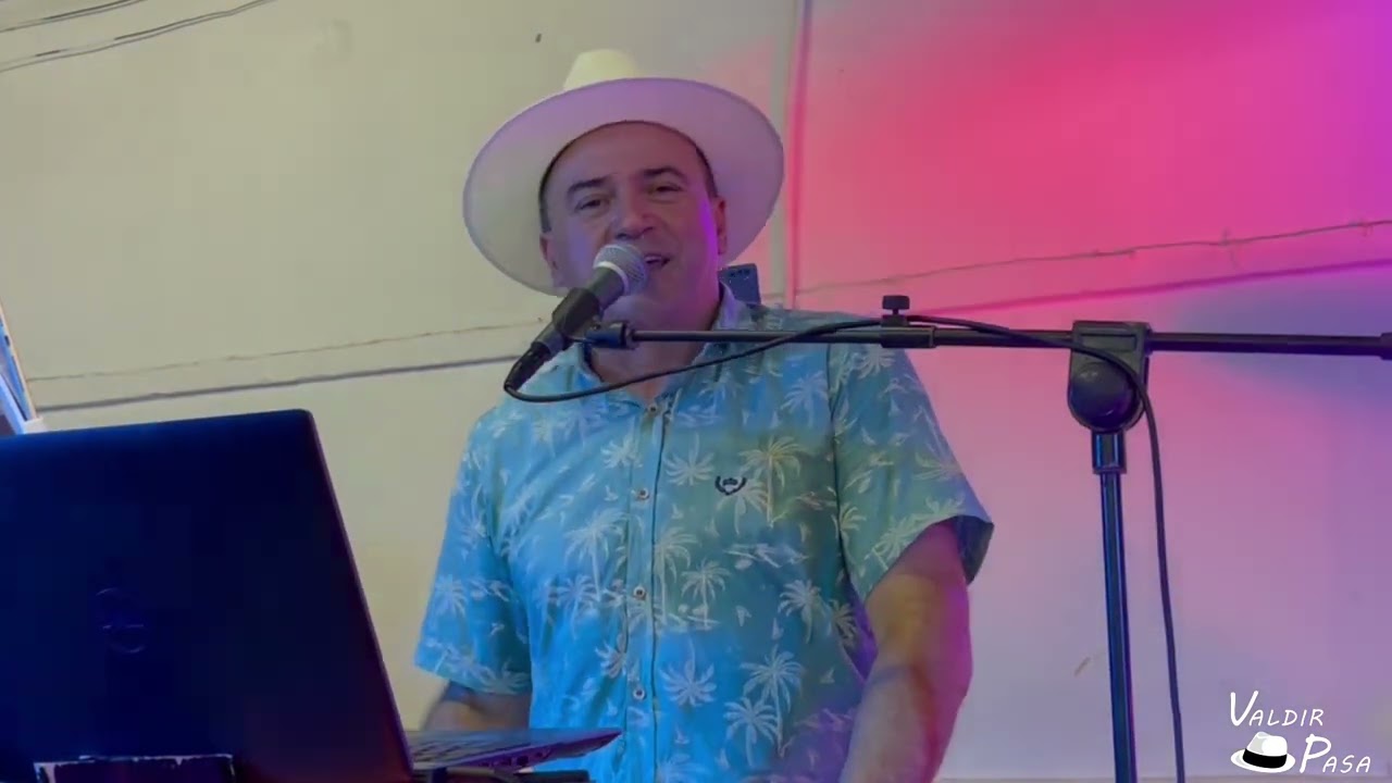 Valdir Pasa- Flor do meu Jardim - vem bailar comigo-cabeça branca .