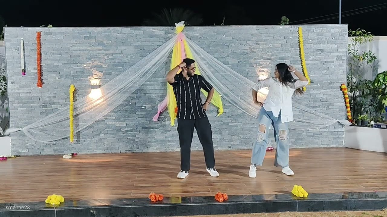 Cute Bengali Couple Dance | Holi Celebration | Sowparnika Ashiyana 🎨💃|Pritam & Mou ,