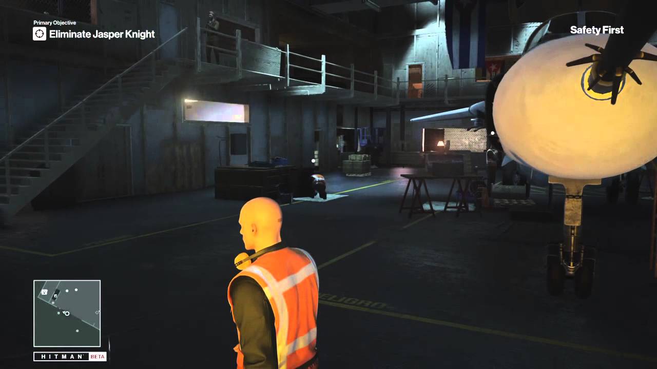HITMAN&trade;  Final test (sabotaging the ejector seat )