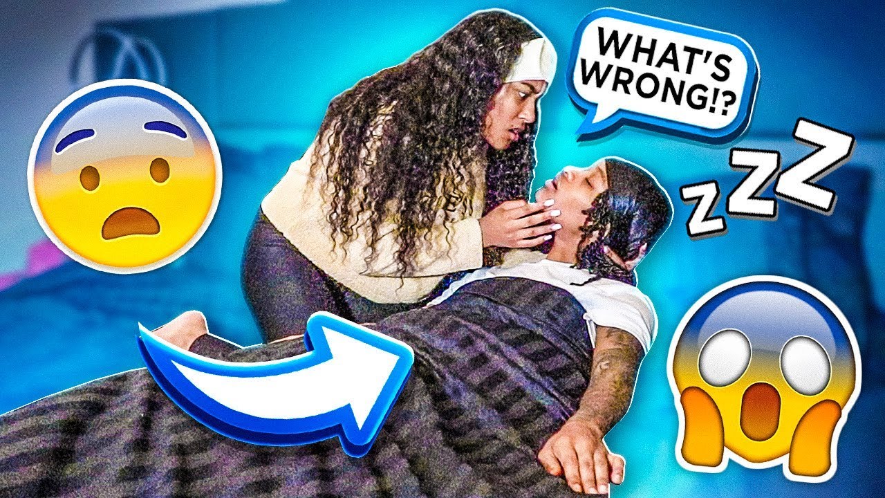 Кошмарный розыгрыш над девушкой! *Милая реакция*