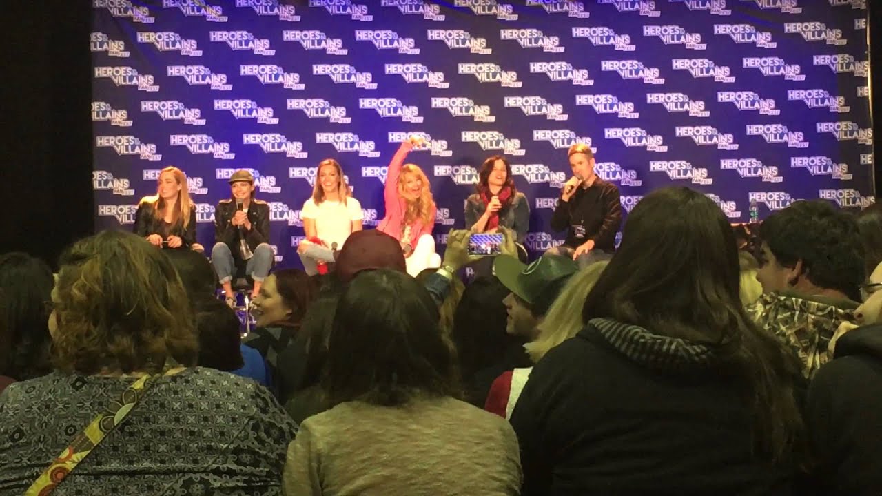 Women of Arrow Panel Heroes and Villain 3/13/16