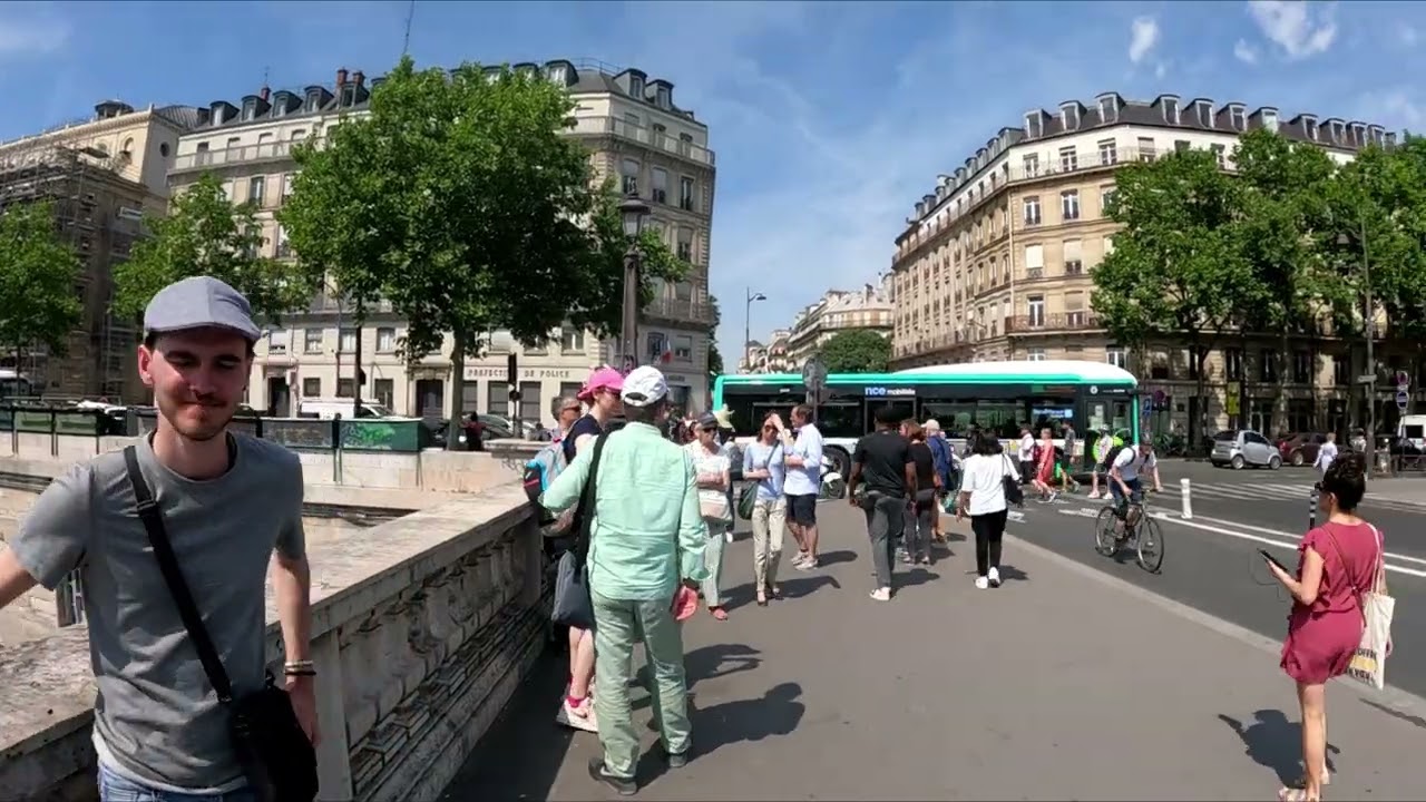 TRIP TO PARIS