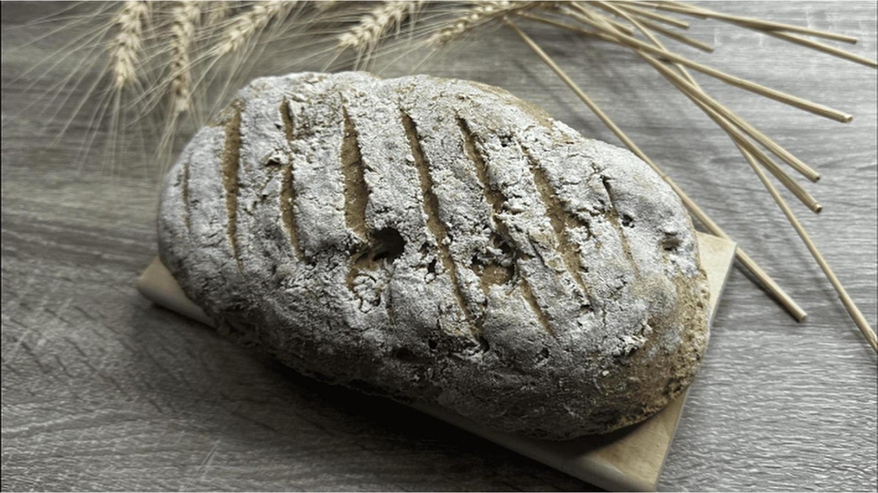 🔥 NO YEAST! ONLY 4 INGREDIENTS TO MAKE THIS EASY HOMEMADE BREAD!