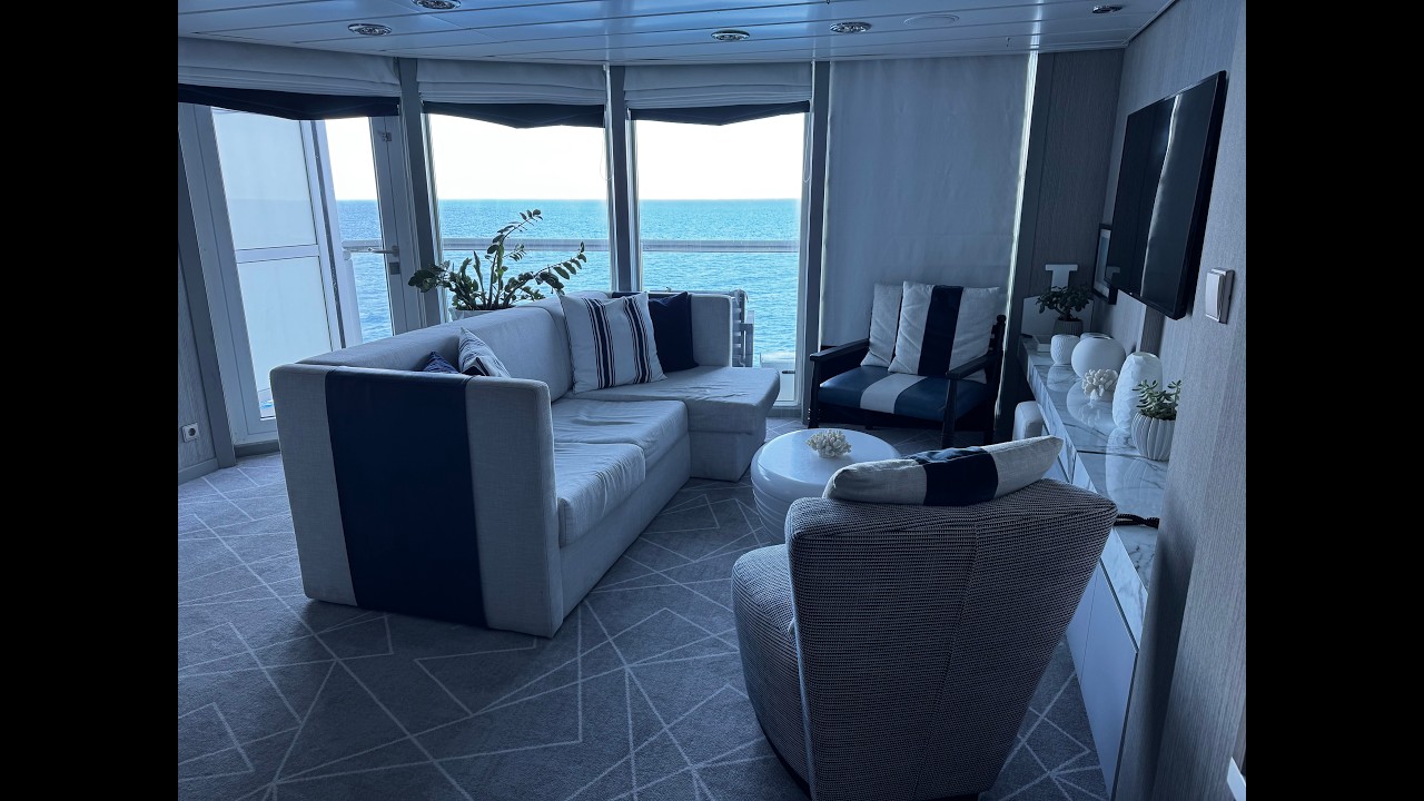 Celebrity Summit │ Celebrity Suite 6104