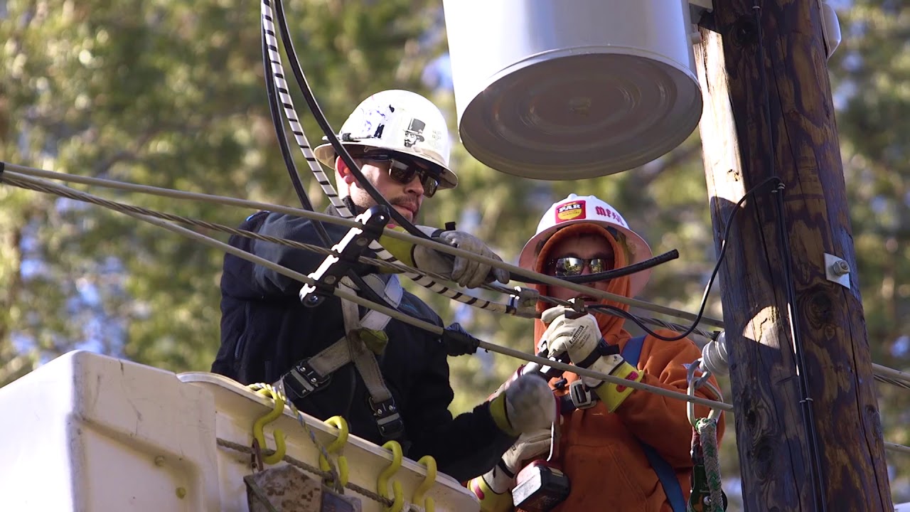 Hold the Pull: An Important Safety Message from IBEW 1245