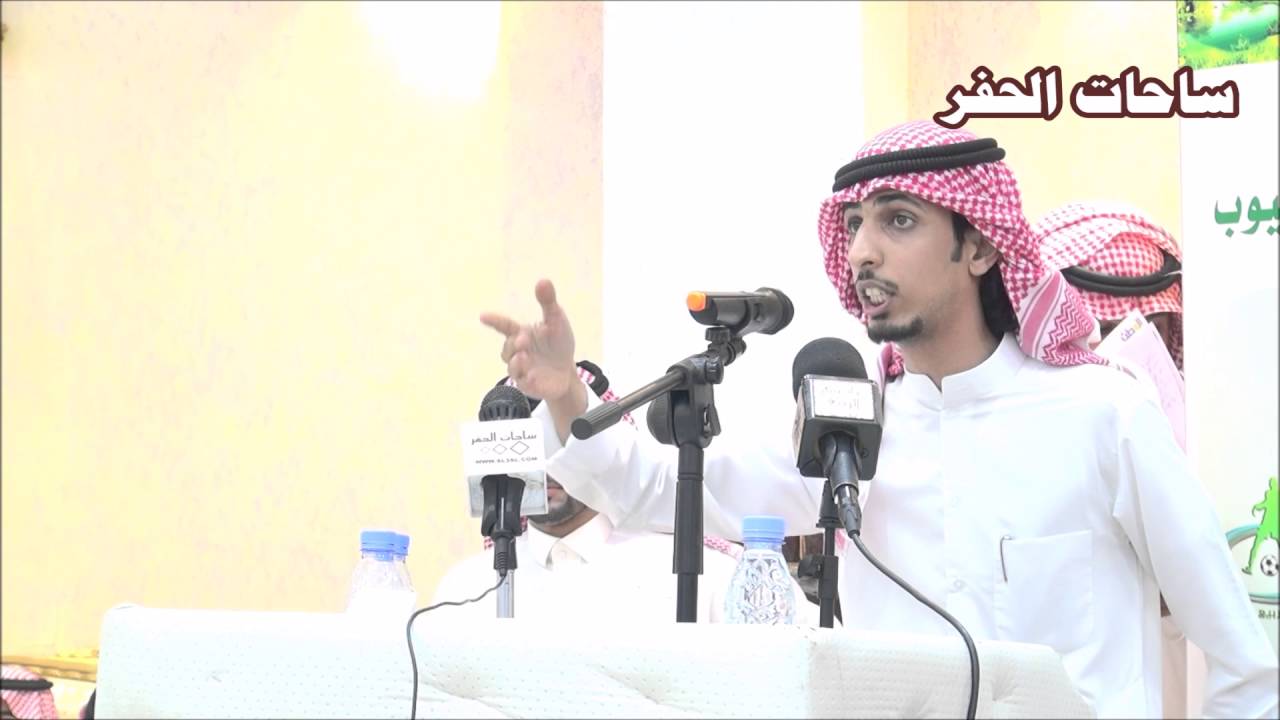 الشاعر فهد الدبداب المطيري في حفل تكريم الشاعر خزام السهلي