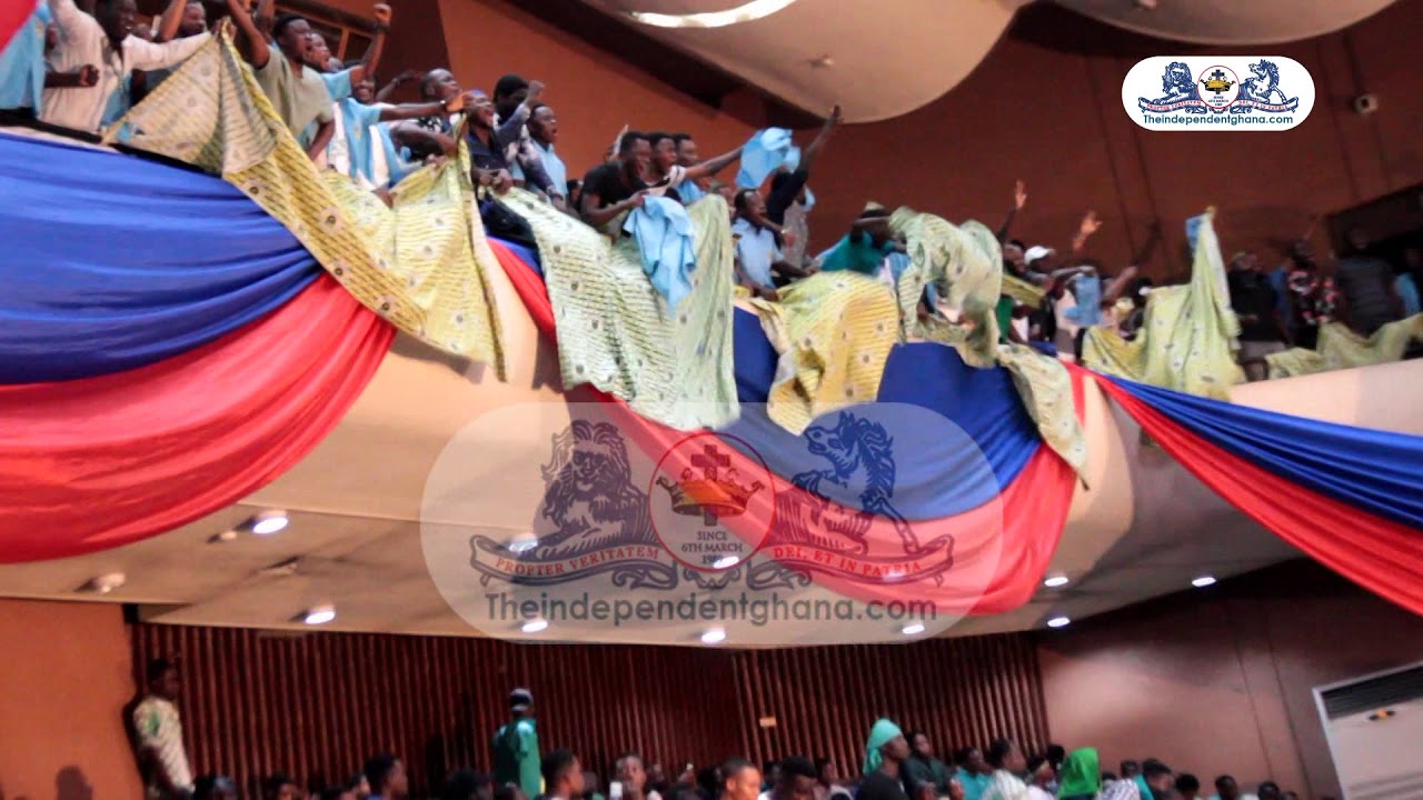 St. Peters students sing school anthem at 