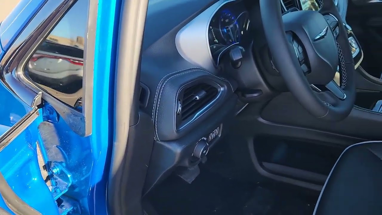 2026 Chrysler Pacifica Limited Denver, Thornton, Commerce City, Arvada, Loveland CO