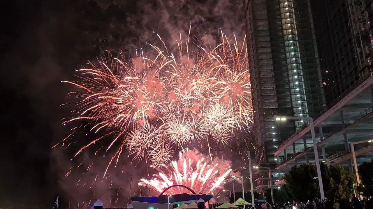New Year's 2023 Fireworks | Perth, Western Australia