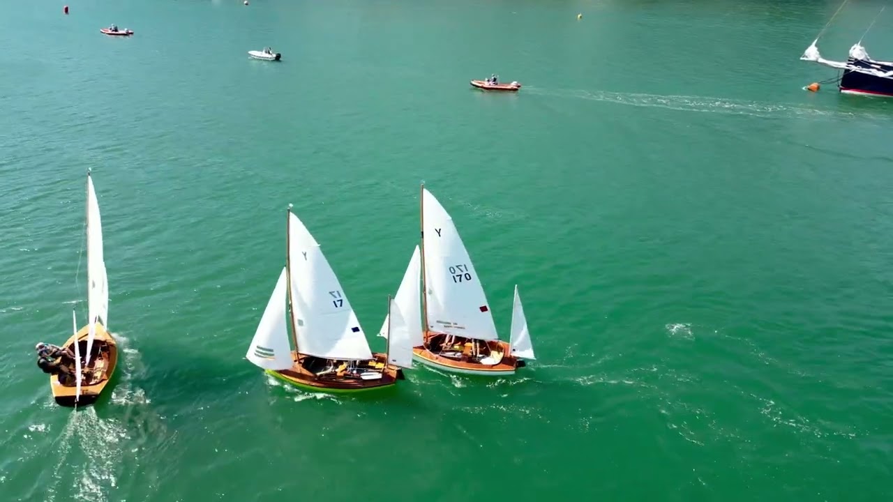 Salcombe Yacht Club Bucket and spade race yawl start