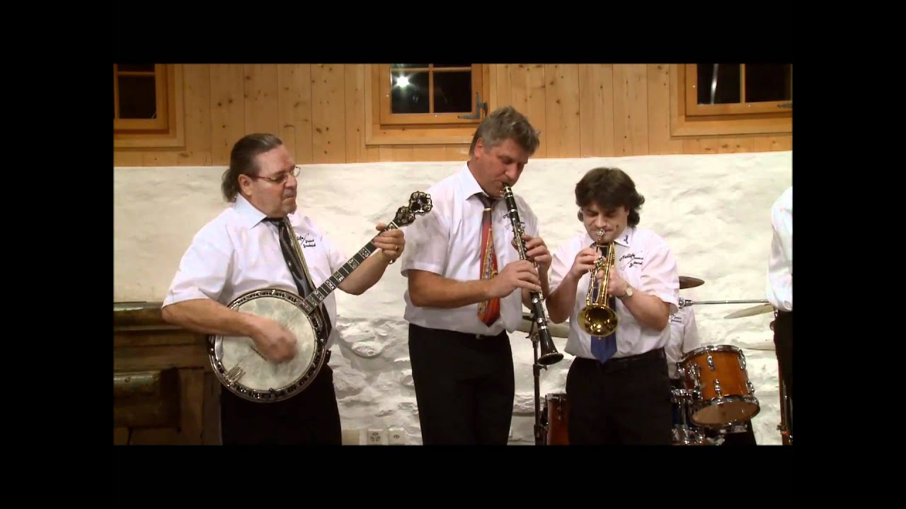 At the Jazzband Ball - Midlife Jazzband / Swiss Dixie Jazzer