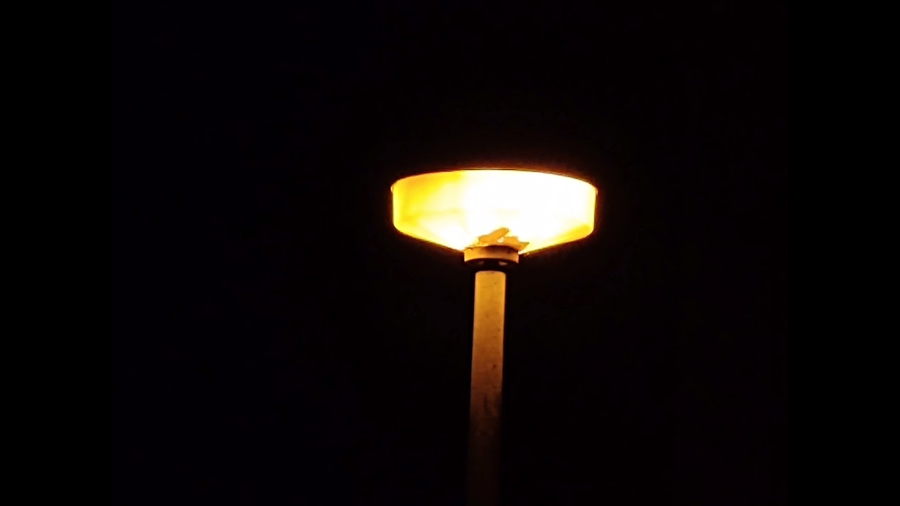 veřejné osvětlení v naší obci v noci