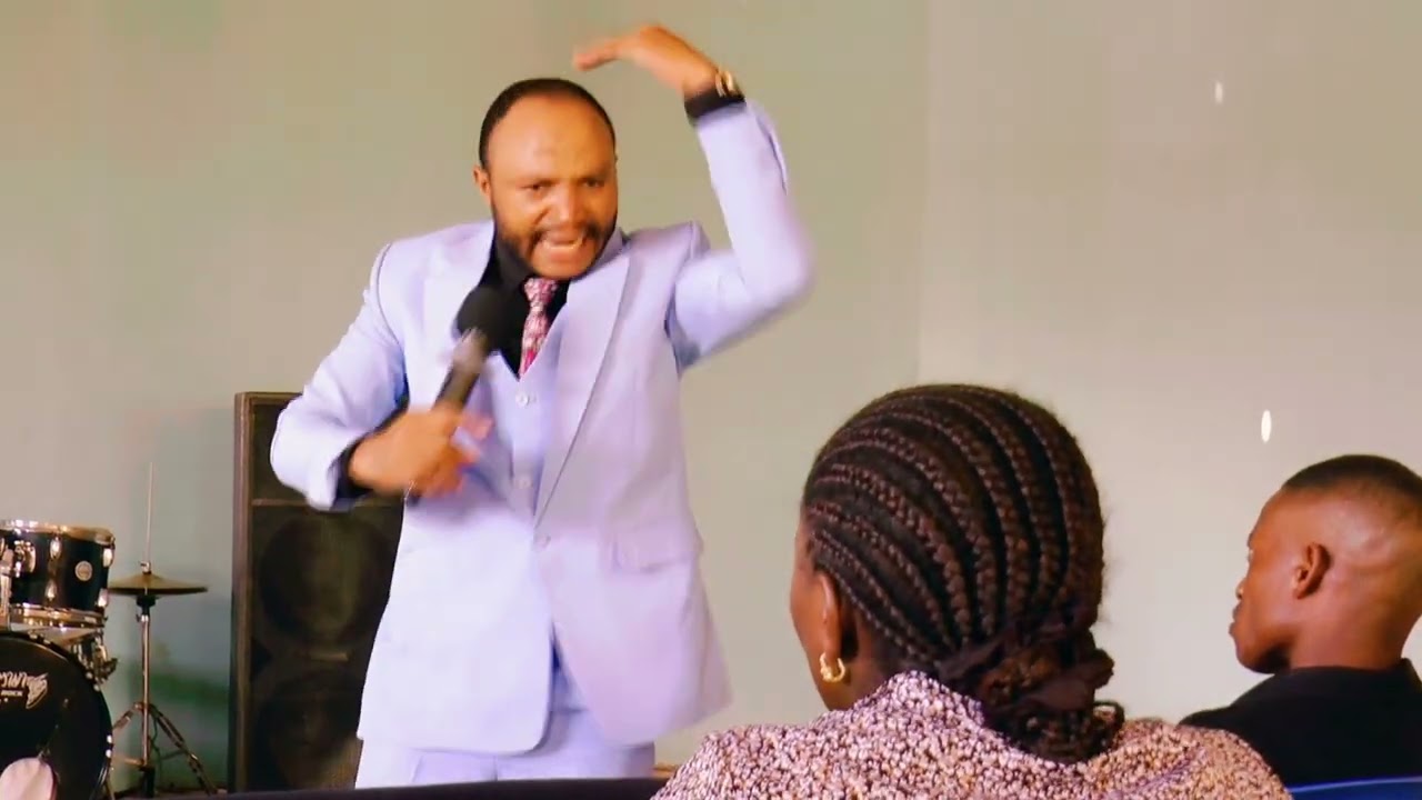 TAIFA LA HOVYO HUWA NA SIFA MBAYA