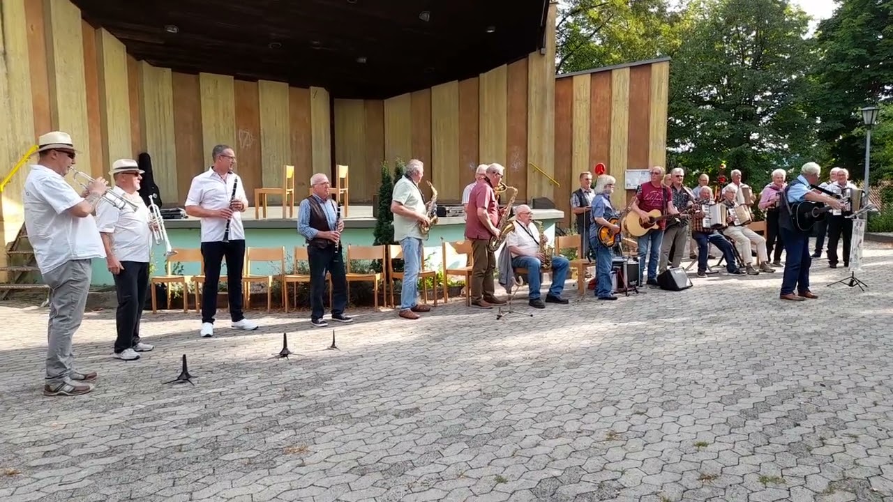 Promiband KÖN im Pavillon auf dem Tanzberg  in Ostheim Teil 2