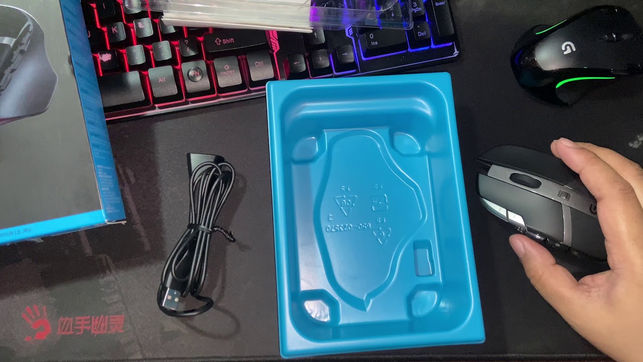 Unboxing Logitech G602 Mouse