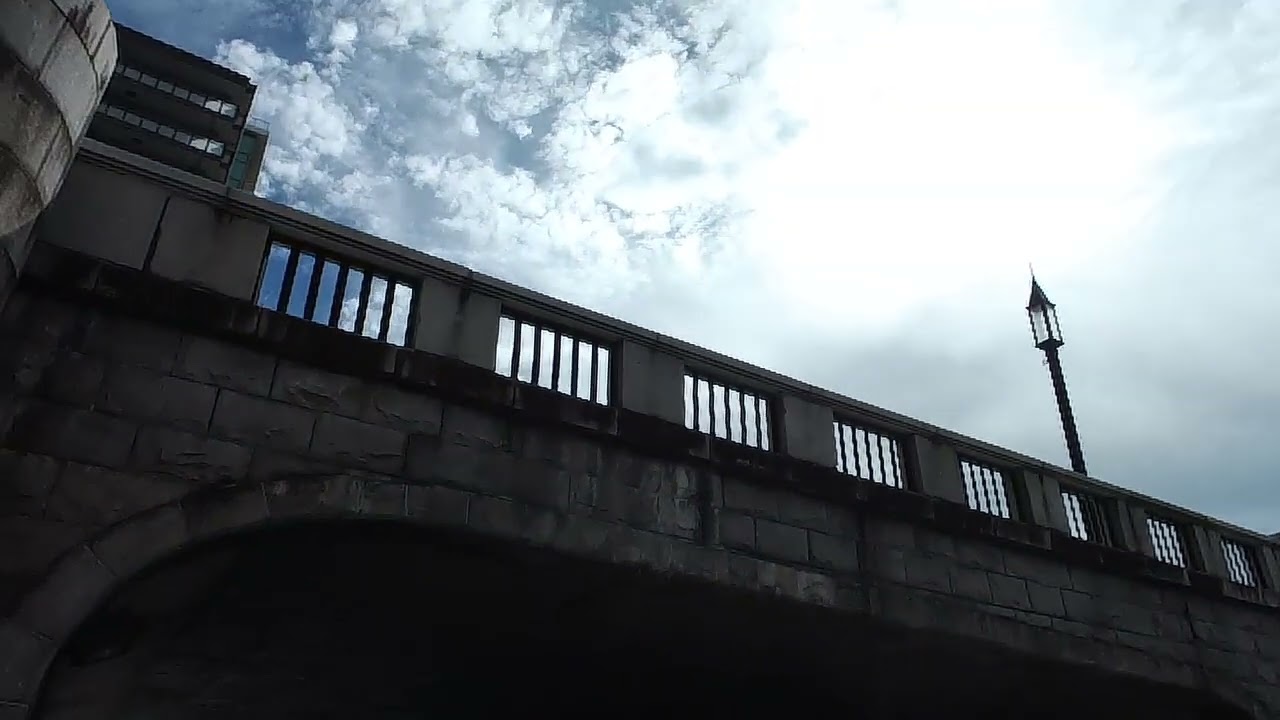 新潟県新潟市中央区万代２丁目 / 250718✨✅「水都の風韻と都市的洗練が止揚（アウフヘーベン）する、現代新潟の心臓部」 ✨#都市再開発 #重要文化財 #信濃川