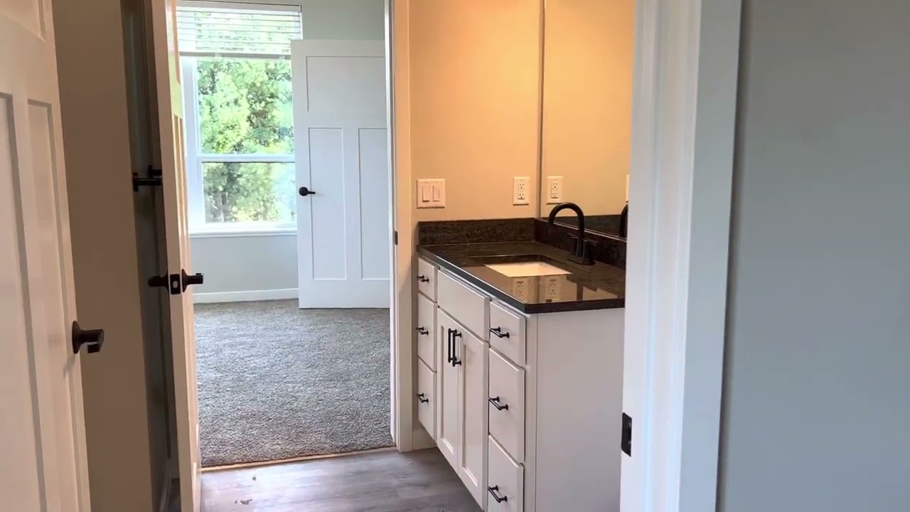 500 N Tratt St Apt 202 (iPhone)