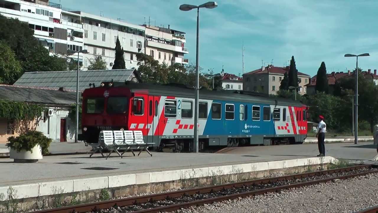 Croatian trains at Split station