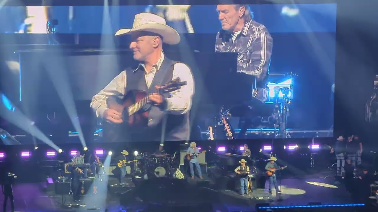 Alan Jackson Final Performance "Mercury Blues" in Milwaukee WI, 5-17-2025