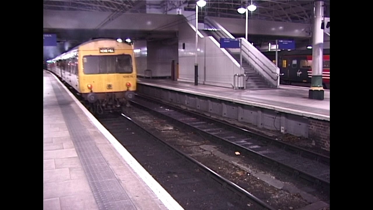 Last Class 101 DMU  Manchester Piccadilly  24.12.2003