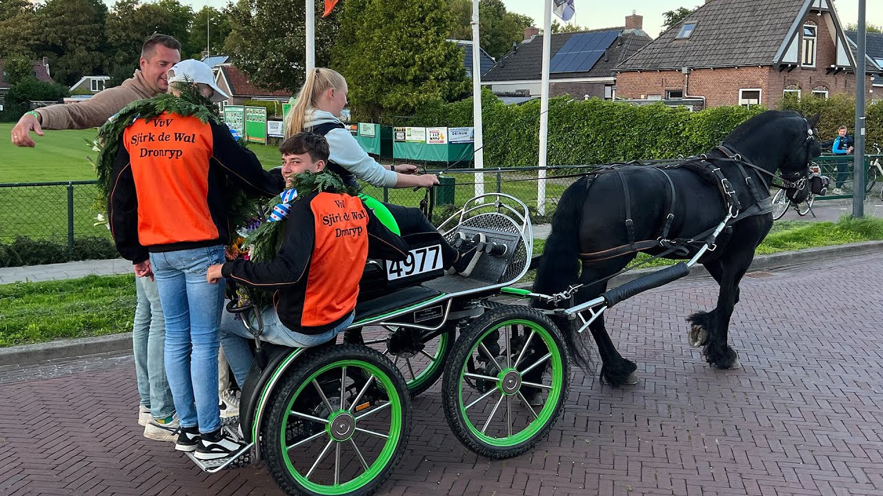 Feestelijk onthaal voor winnaars 121e Freule in Dronryp