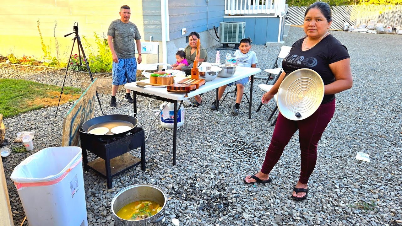Haciendo pollo el caldo de gallina criolla