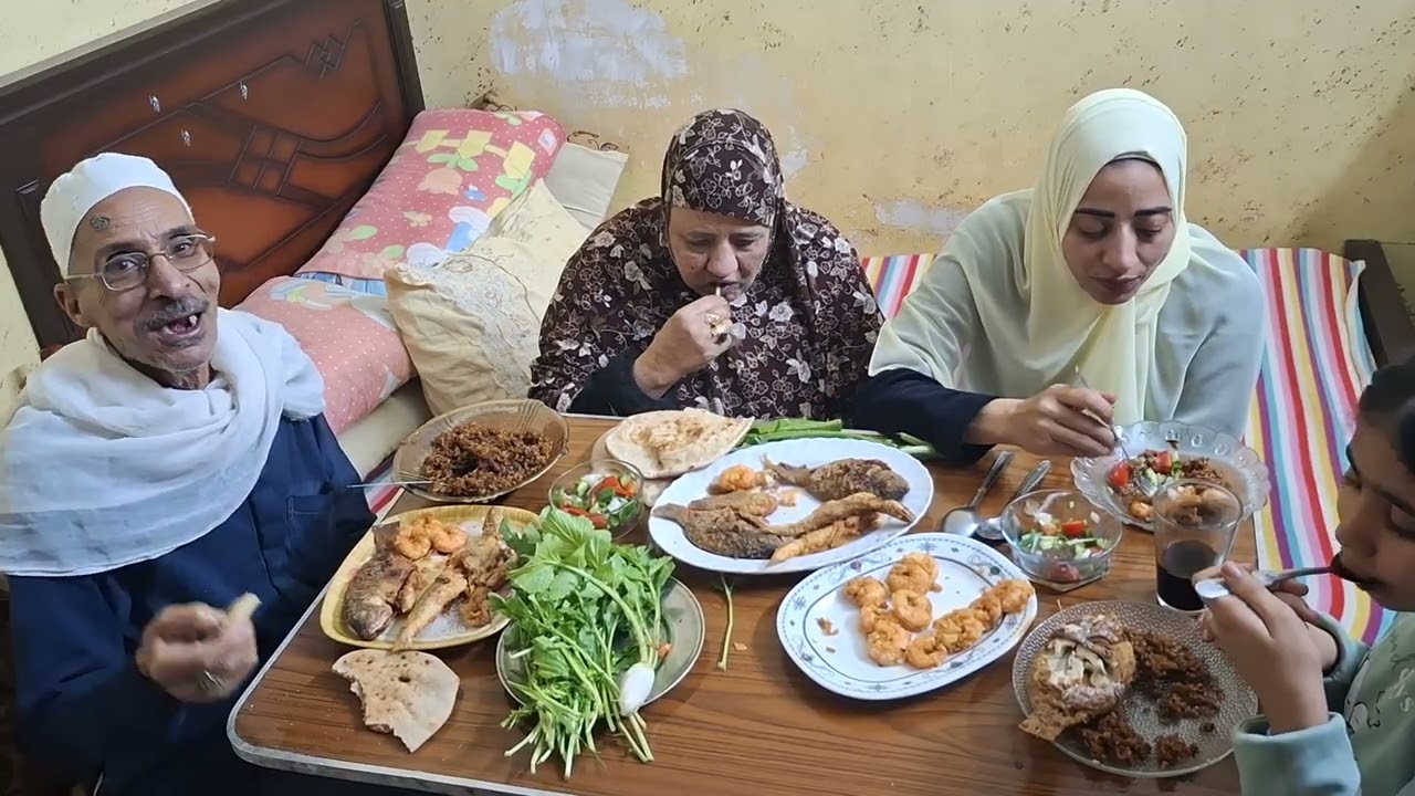 شهيصت بابا وماما وعملتلهم الاكله المحببه ليهم ربنا يسعد قلبك يا فاطمه