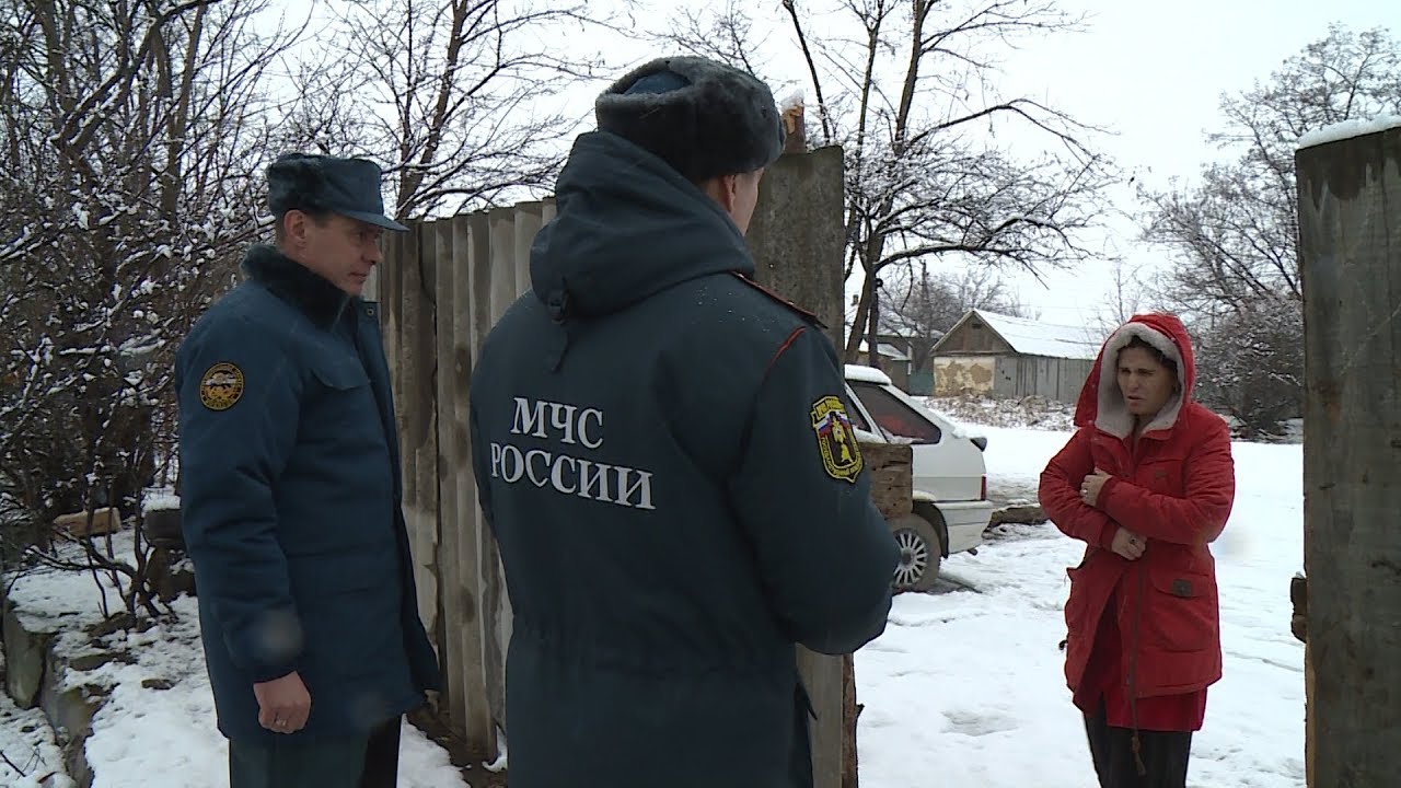 В Старомарьевке спасатели проверили дома с котлами и печками
