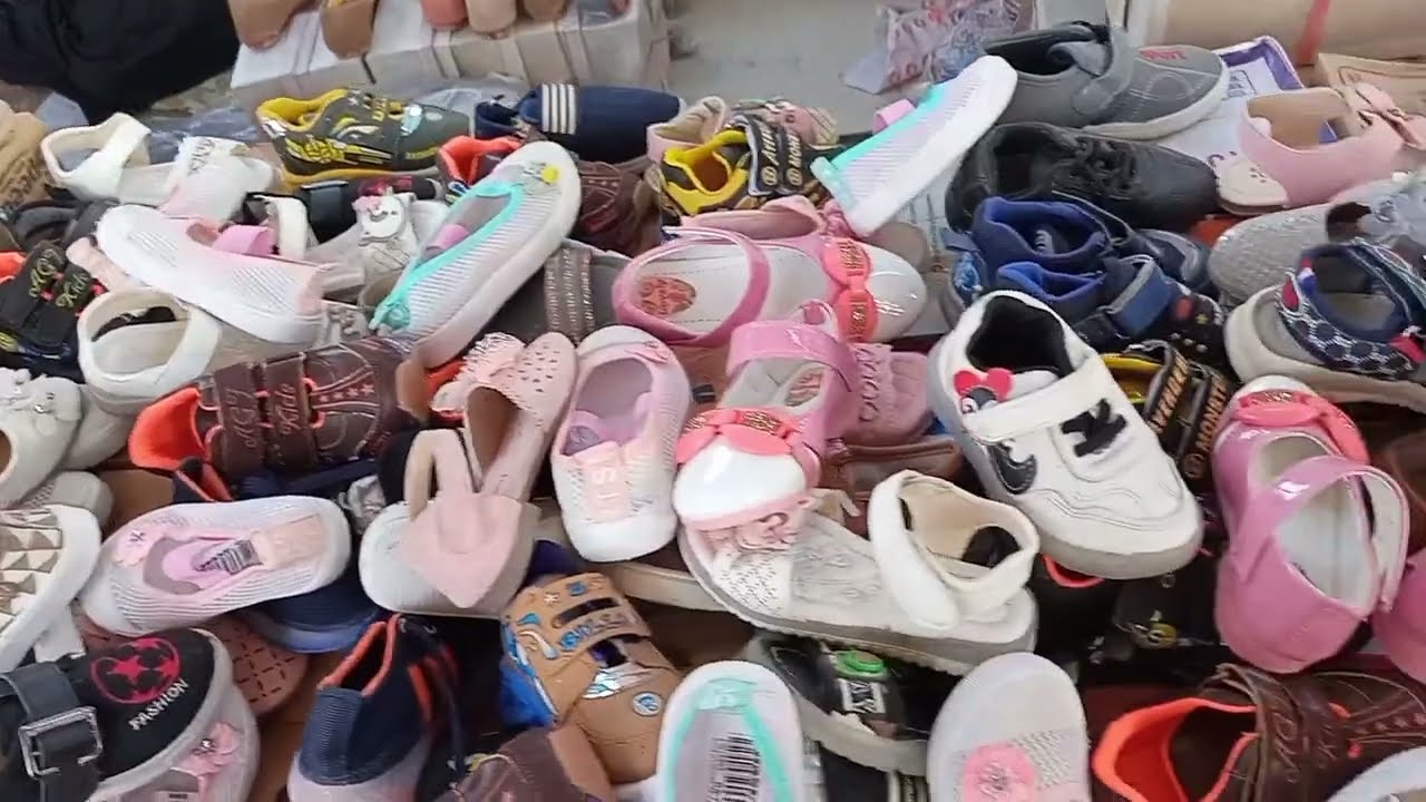 Wednesday Market Biggest Budh Bazar North Karachi.Sasta Bazar @Sidrarashidshaikh