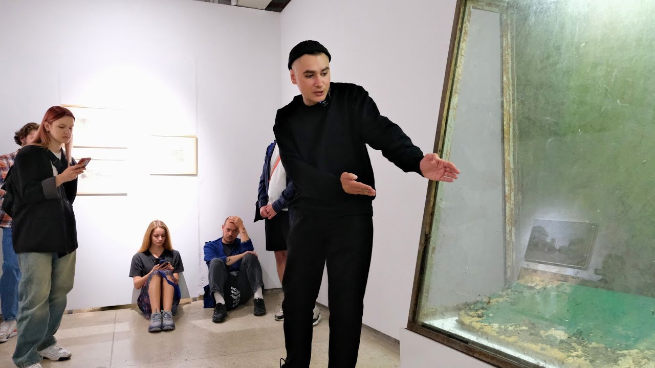 Кураторська екскурсія виставкою “Щодо втрачання” Нікіти Кадана