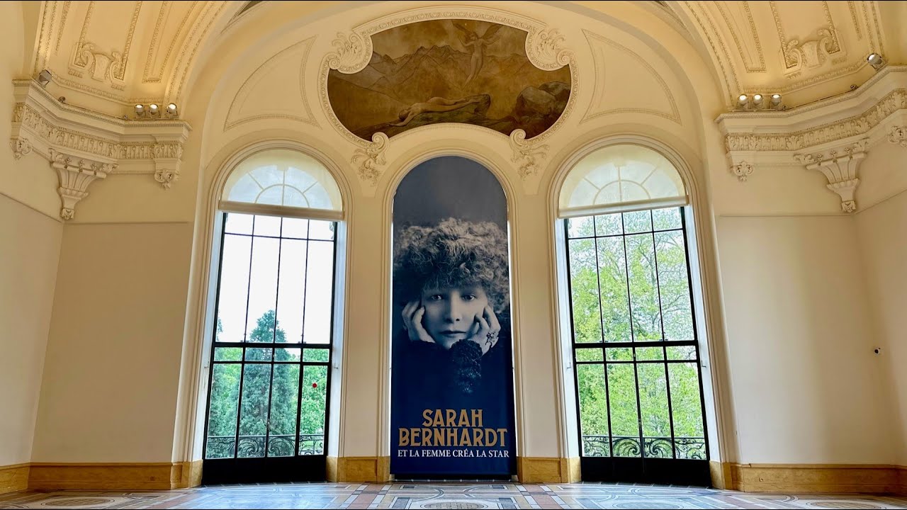 Exposition Sarah Bernhardt, et la femme créa la star. Petit Palais, Paris